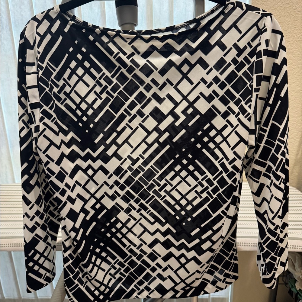 Geometric Black and White Women's Top